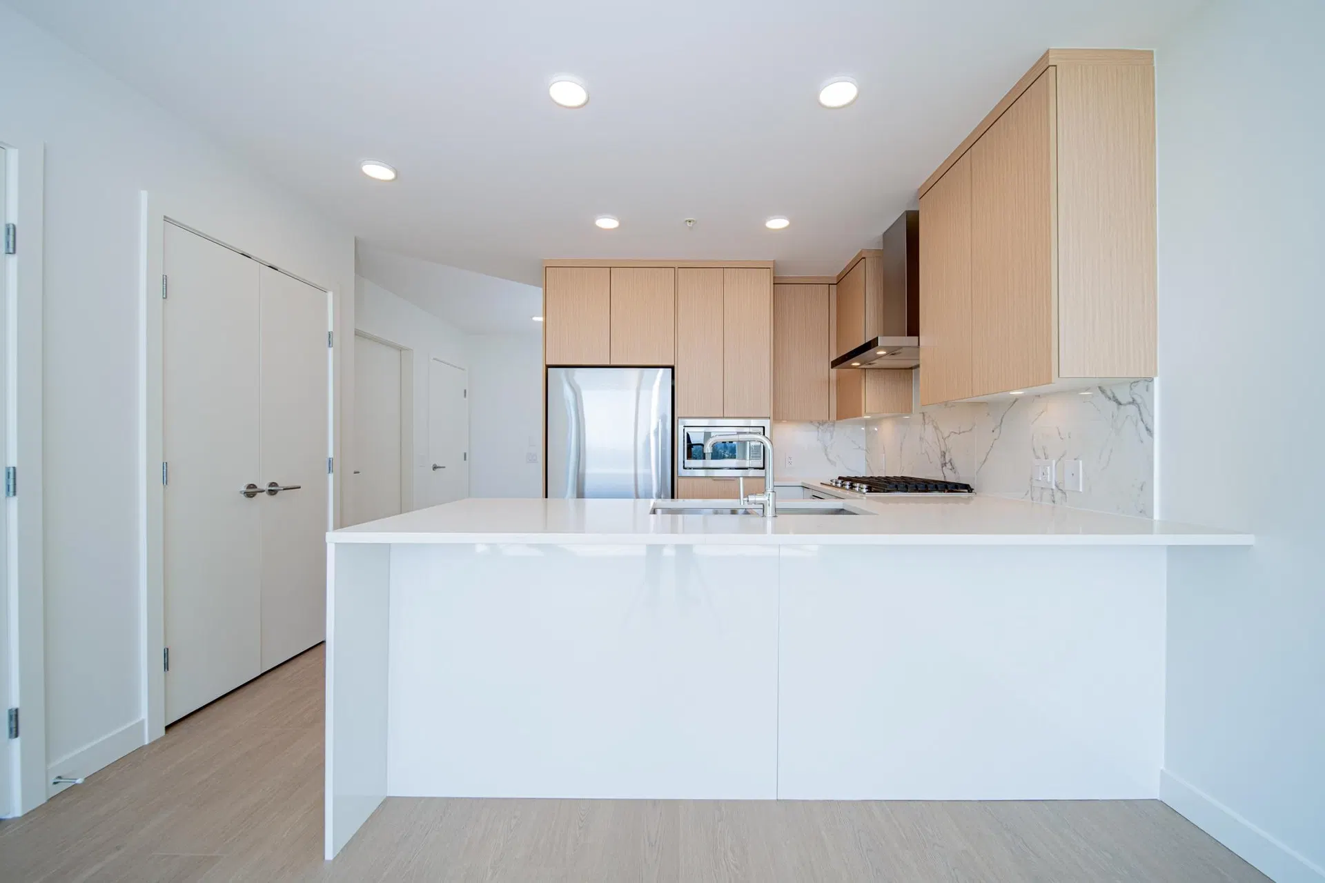 Photo 5 of 28 at #2604 – 699 Whitting Way