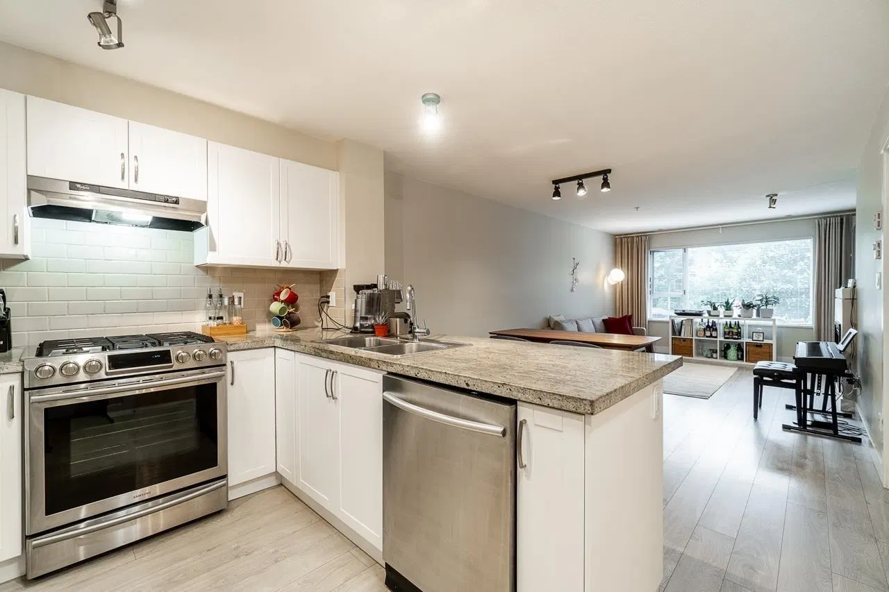 Photo 3 of 22 at #211 – 4728 Dawson Street