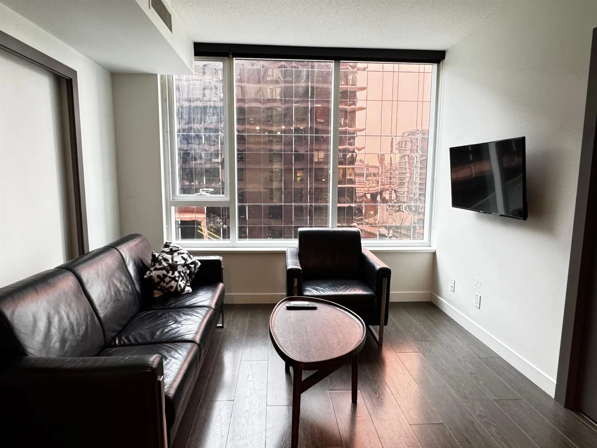 Photo 3 of 14 at #755 – 38 Smithe Street