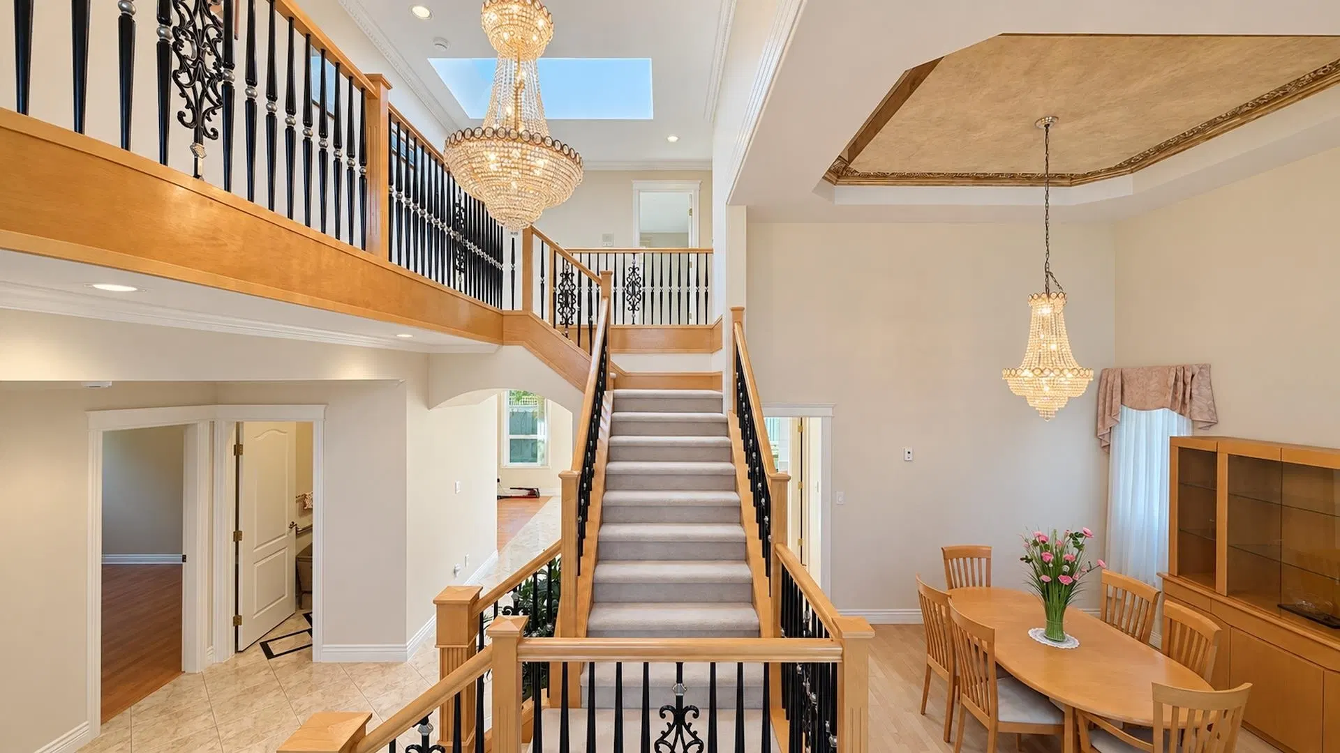 Photo 4 of 40 at 4928 Branscombe Court