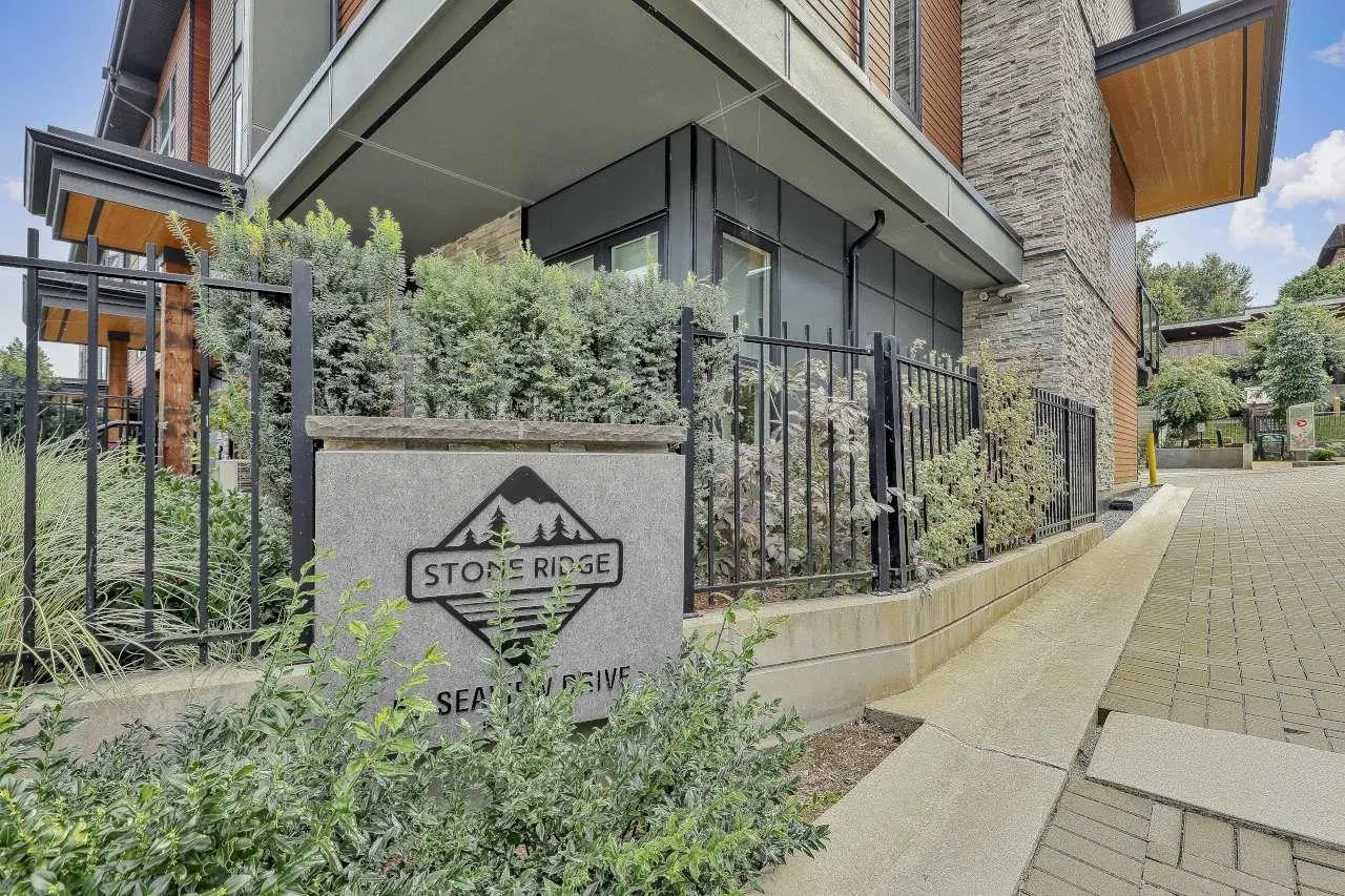 #6 – 50 Seaview Drive