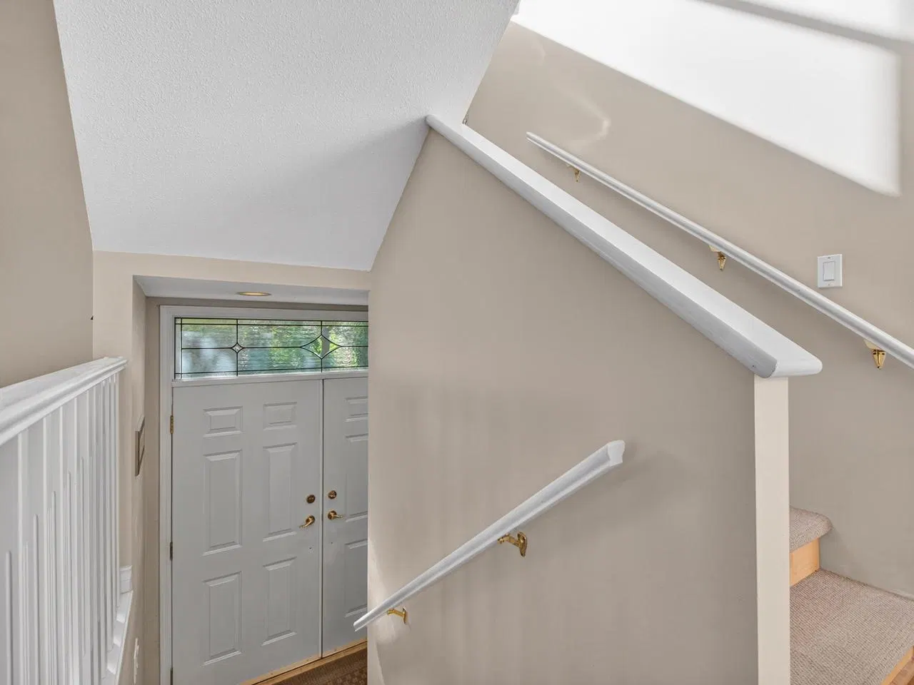 Photo 2 of 34 at #29 – 5221 Oakmount Crescent