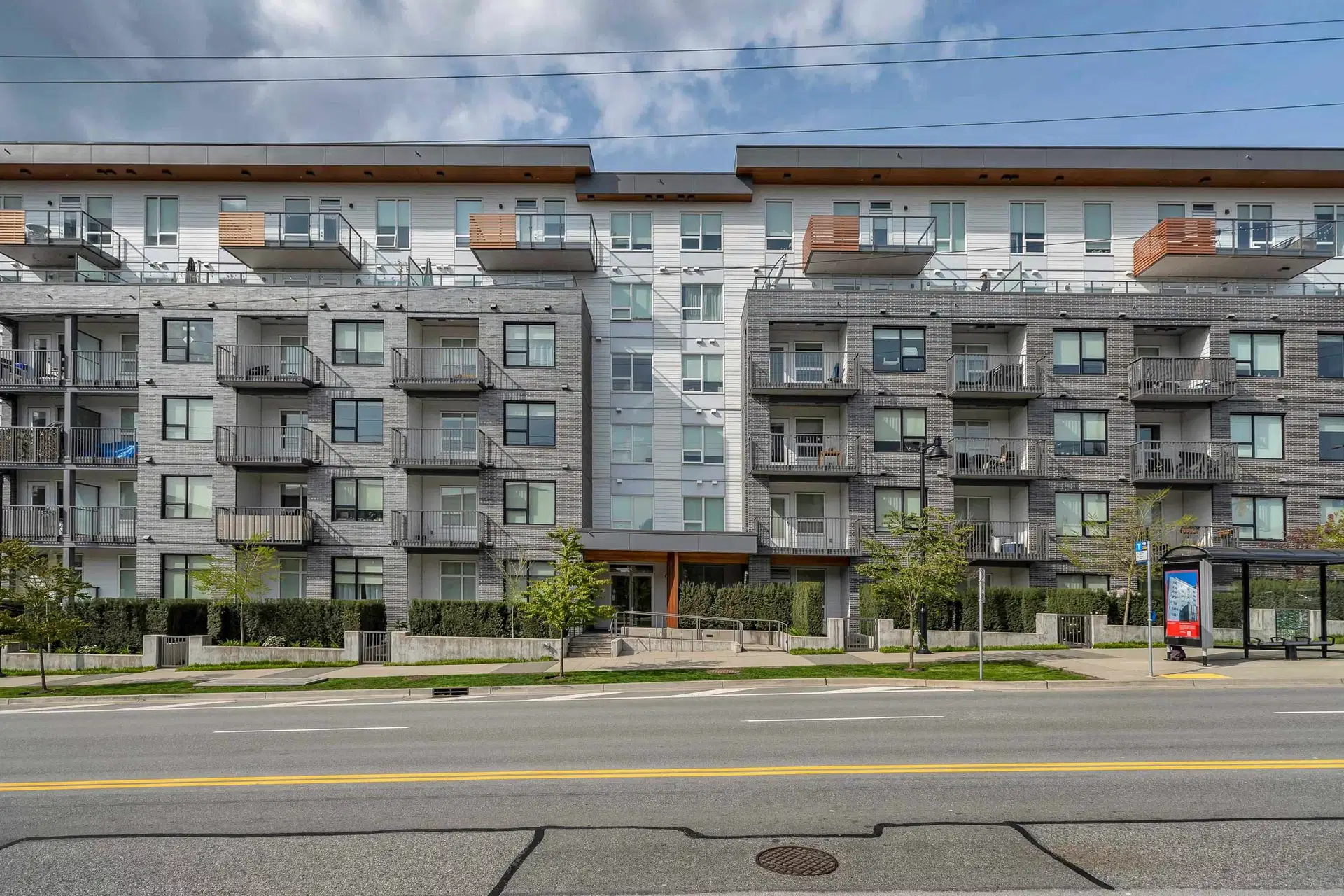 #504 – 645 Como Lake Avenue