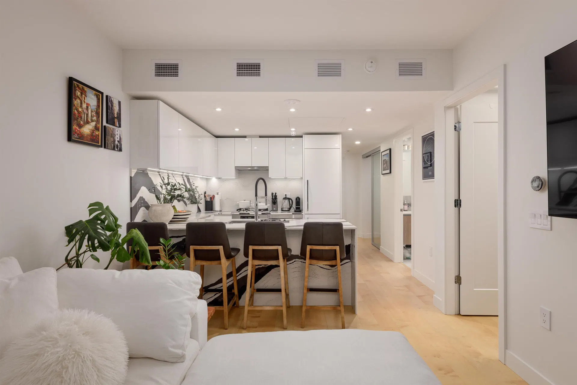 Photo 5 of 13 at #1005 – 135 E 13th Street