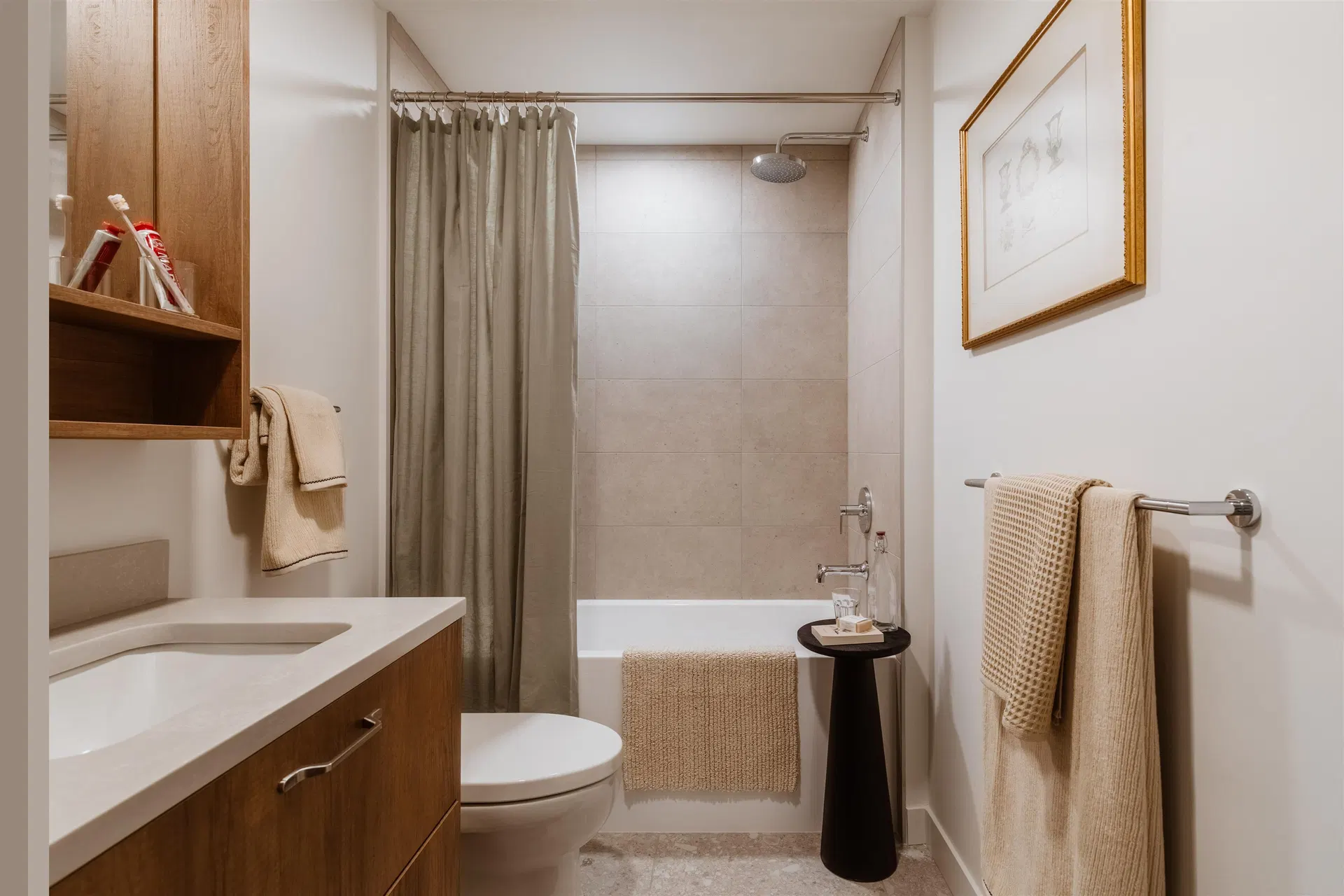 Photo 5 of 8 at #301 – 133 W 49th Avenue