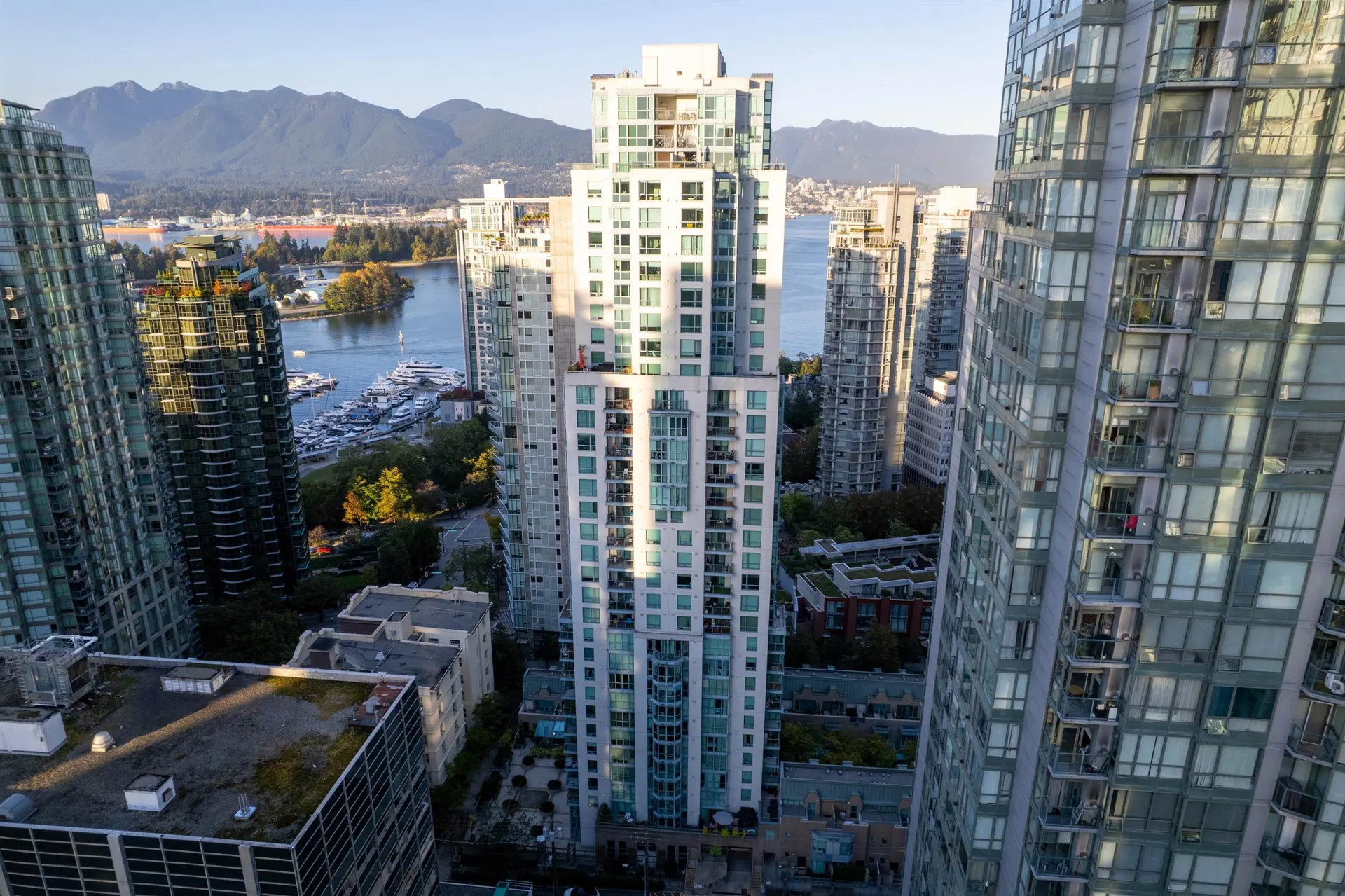 #2904 – 1238 Melville Street