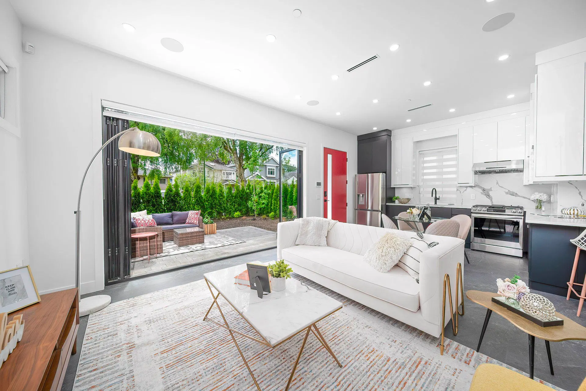 Photo 5 of 32 at #1 – 2777 E 27th Avenue