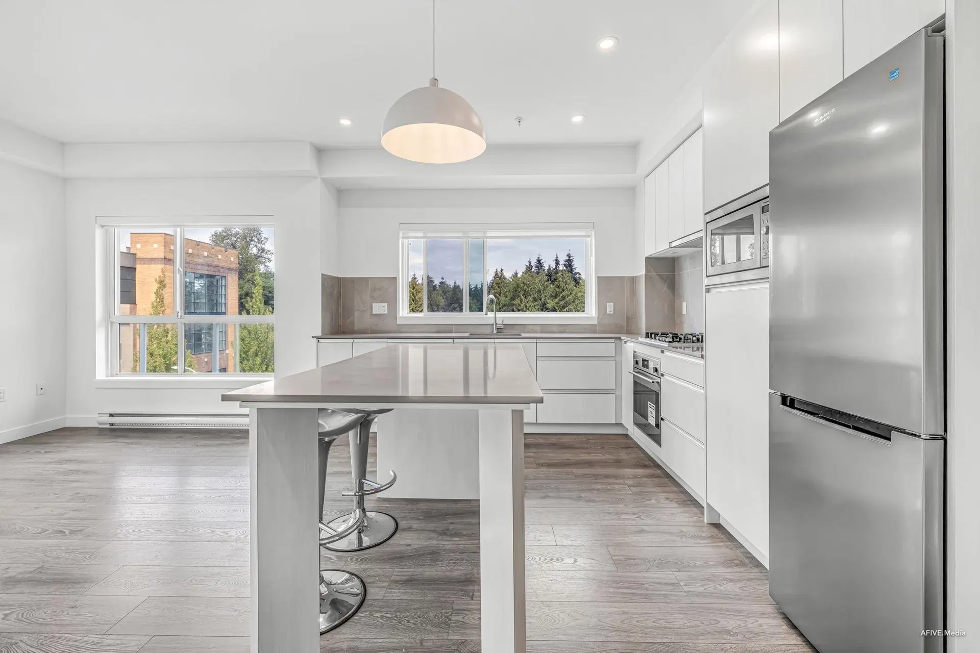 Photo 4 of 26 at #401 – 14225 103a Avenue