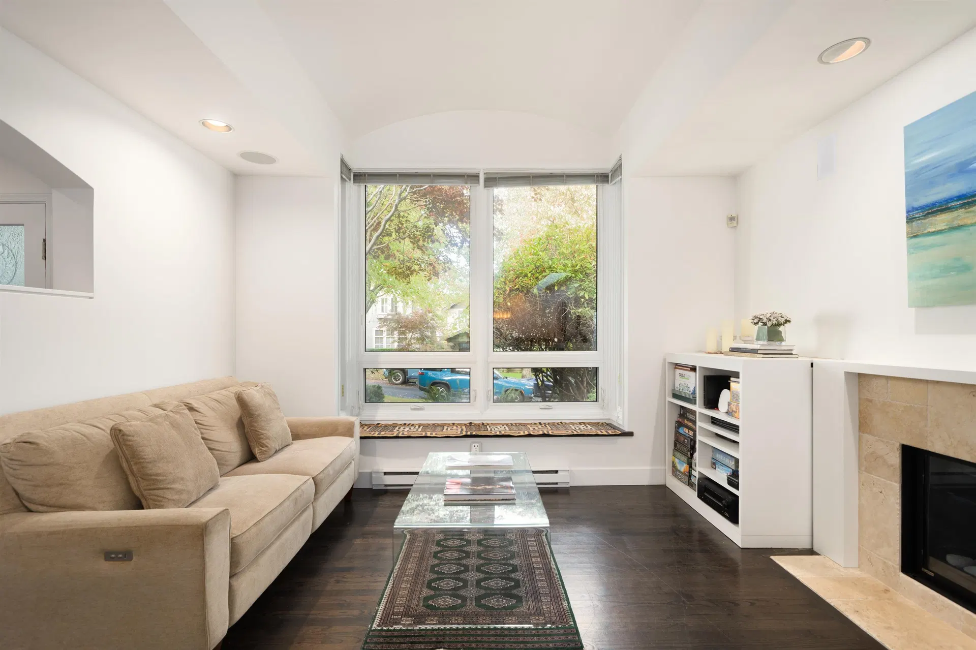 Photo 4 of 37 at 3328 W 30th Avenue