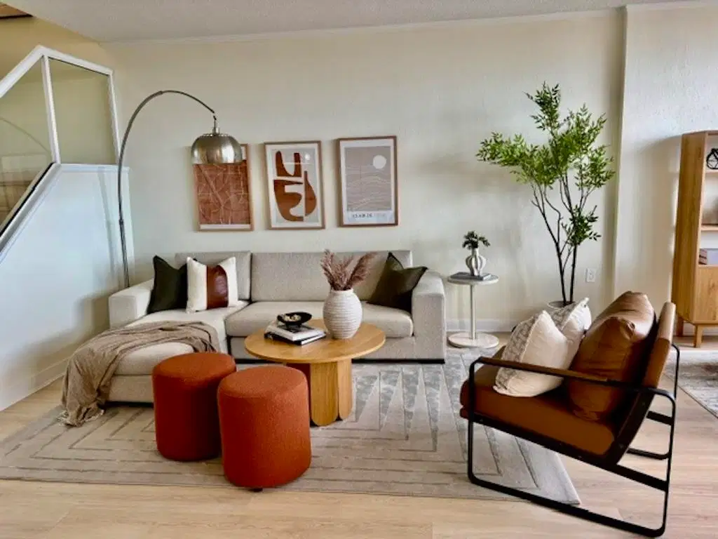 #1603 – 6631 Minoru Boulevard