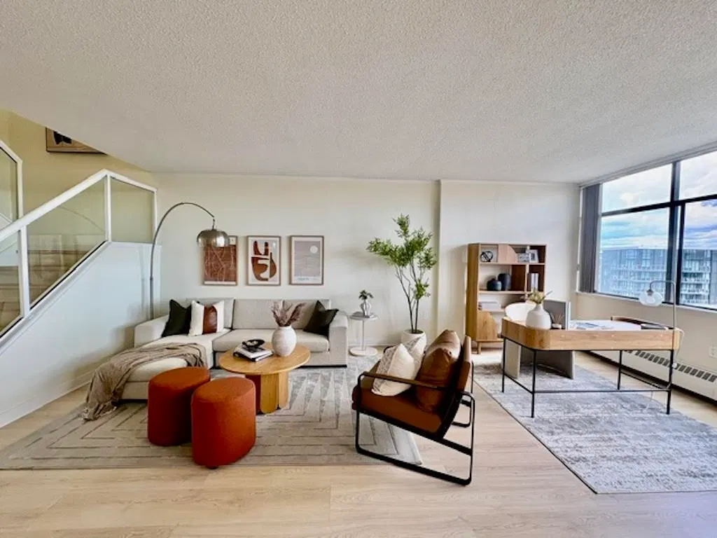 Photo 2 of 40 at #1603 – 6631 Minoru Boulevard