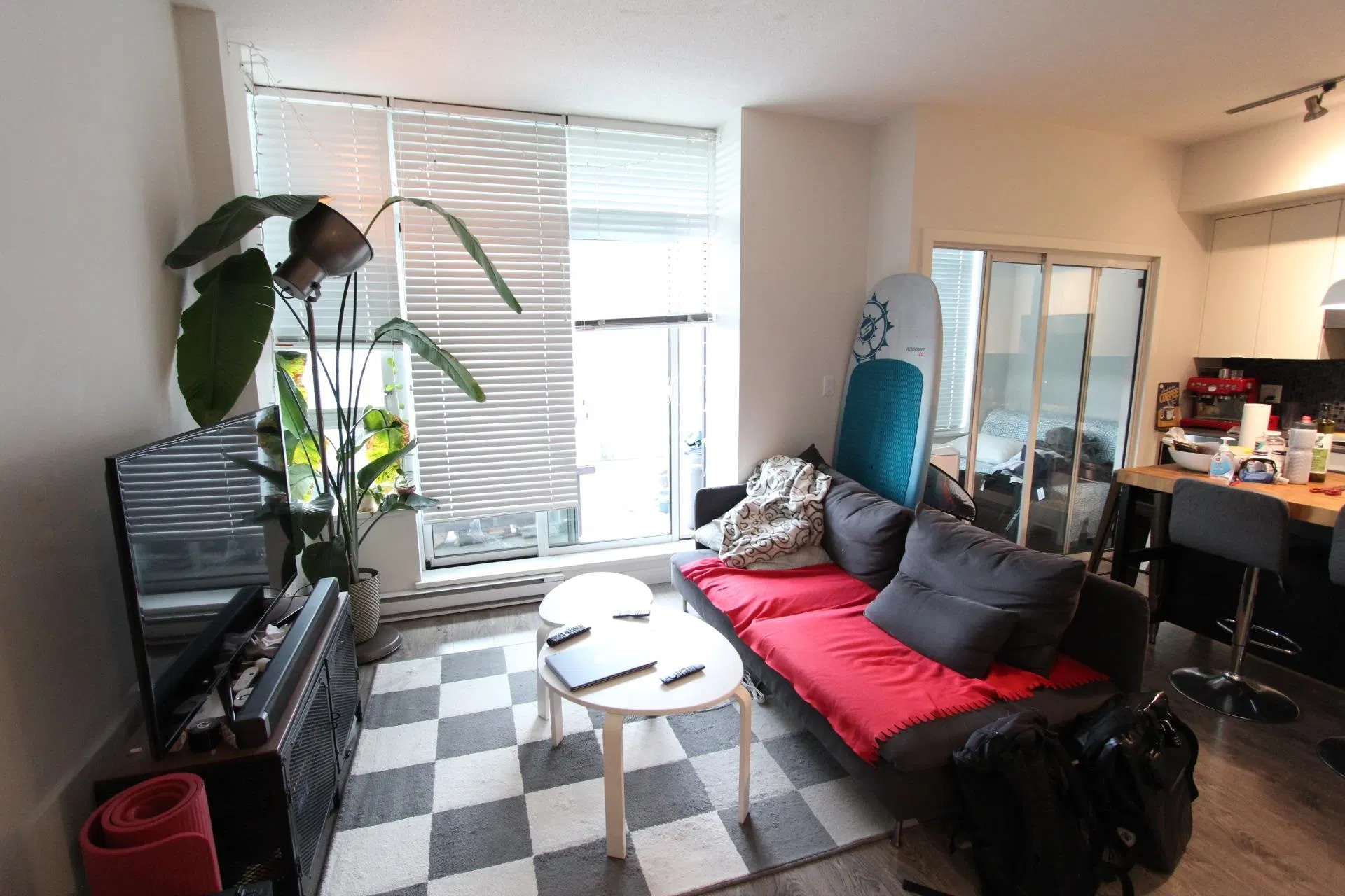Photo 3 of 23 at #805 – 2788 Prince Edward Street