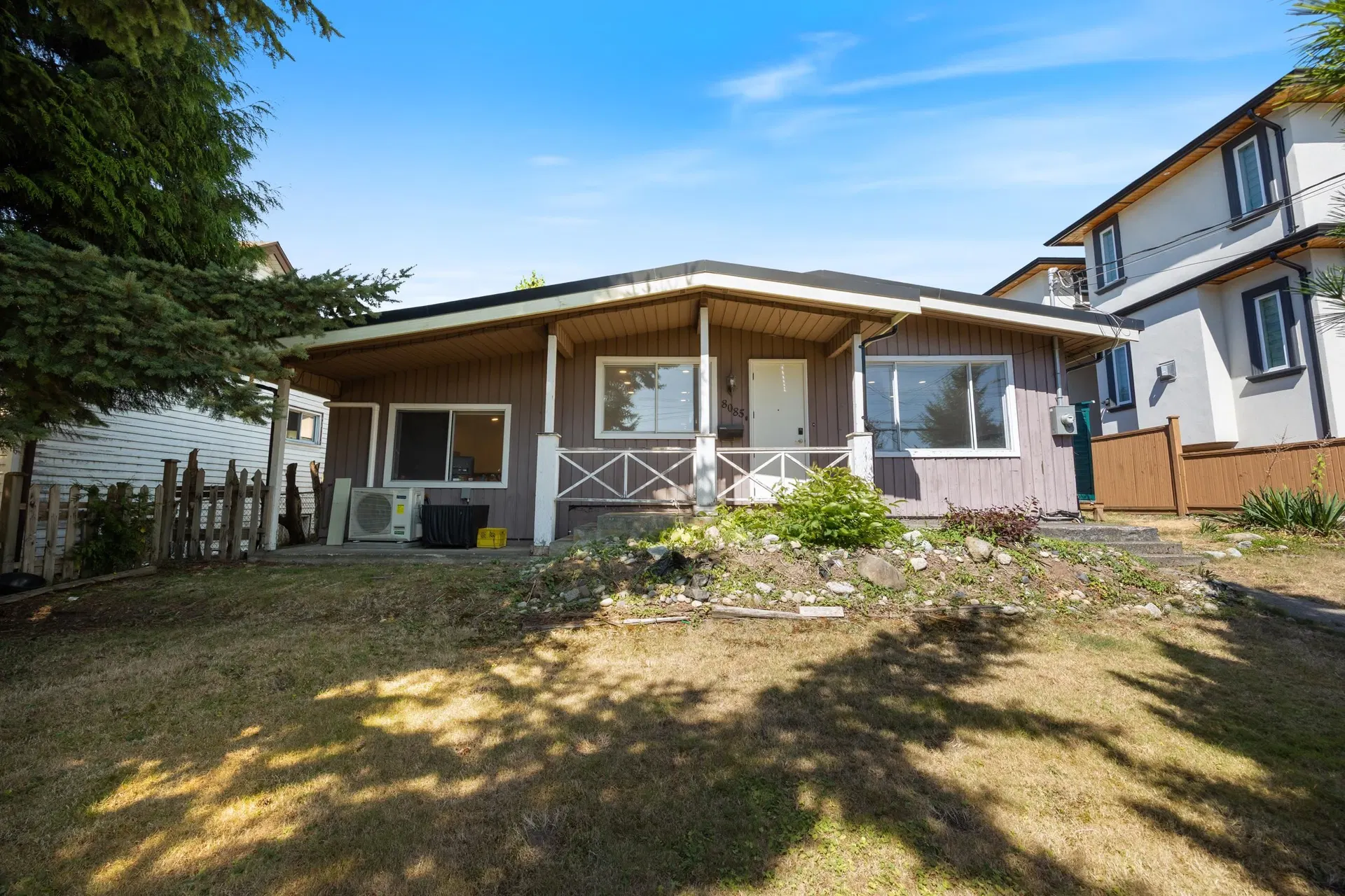 Photo 3 of 40 at 8085 10th Avenue