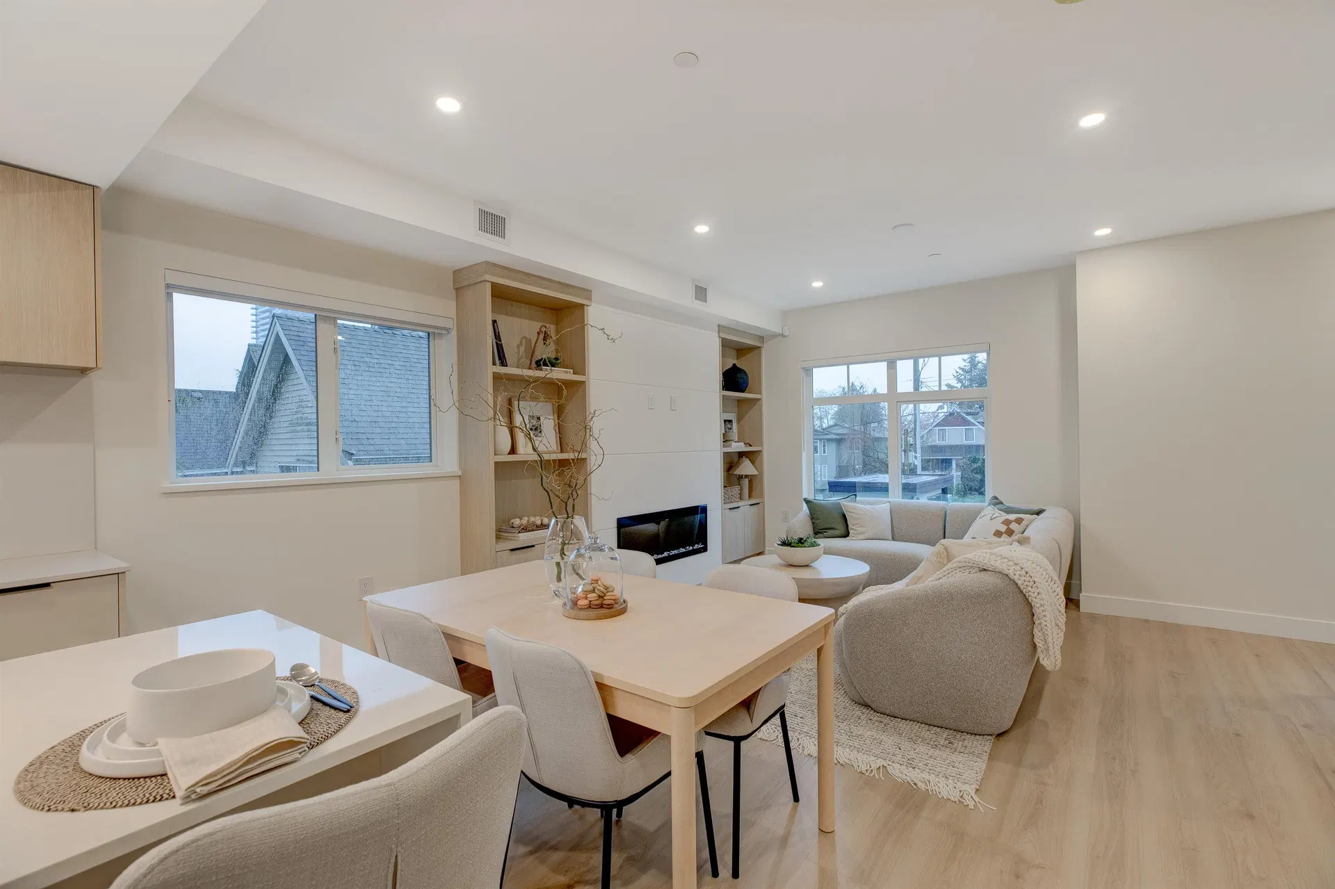 Photo 2 of 37 at #8 – 339 Keary Street