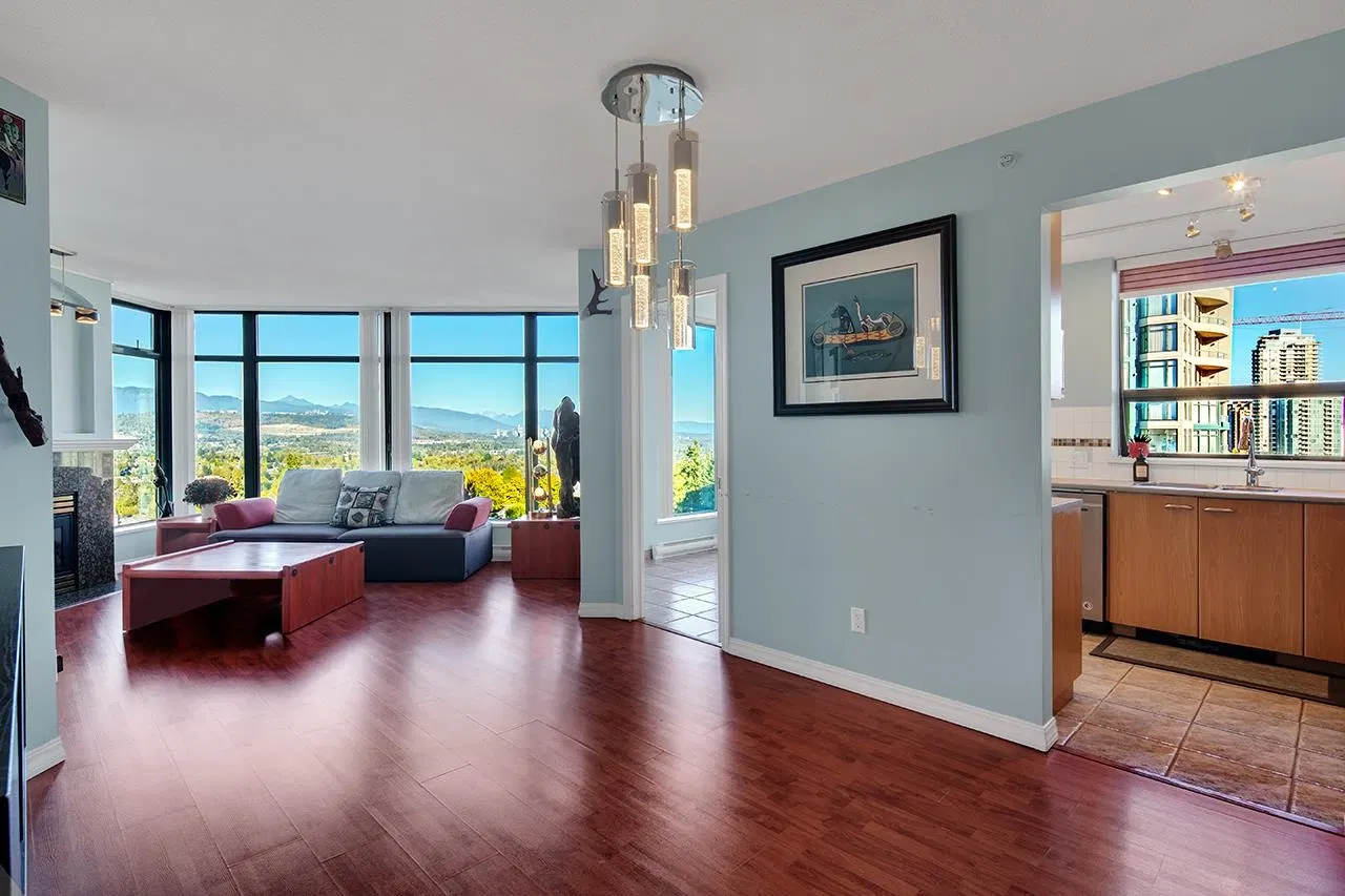 Photo 4 of 37 at #1302 – 4505 Hazel Street
