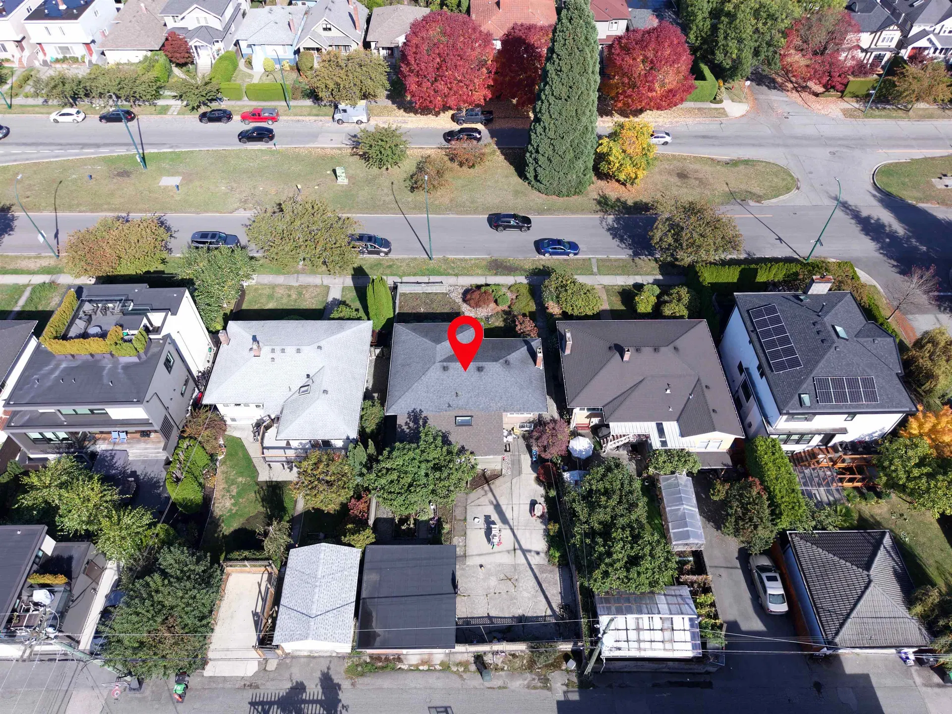 Photo 3 of 26 at 3232 W 16th Avenue
