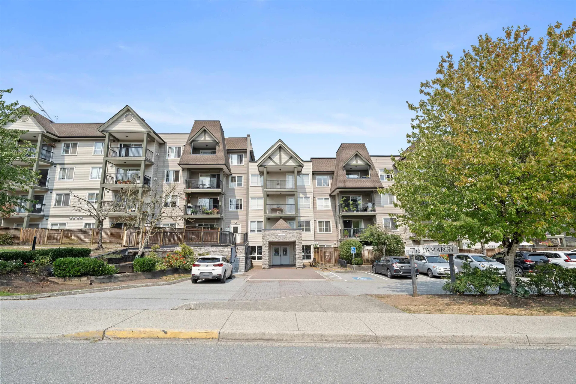 Photo 1 of 32 at #207 – 12083 92a Avenue