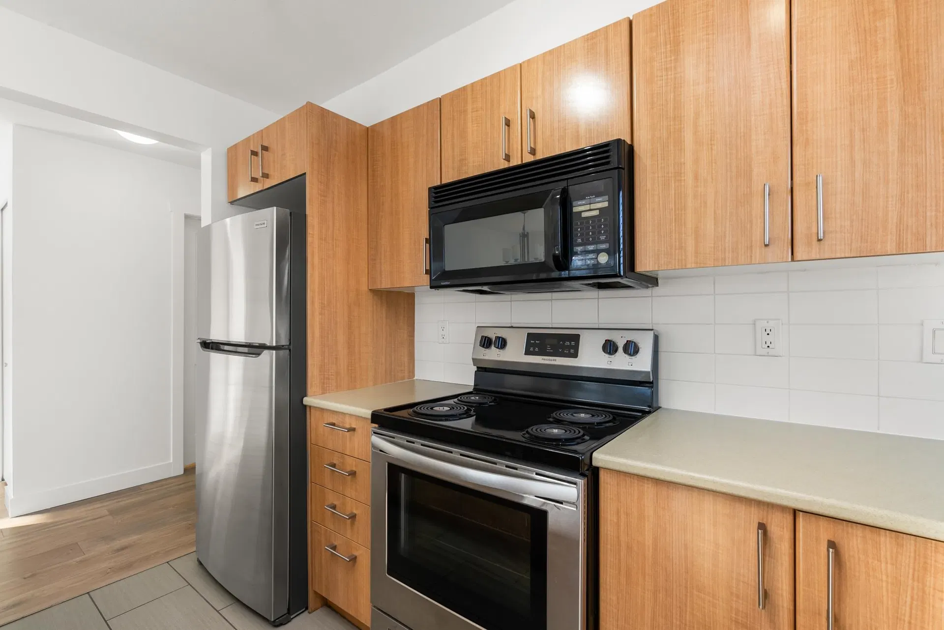 Photo 4 of 24 at #203 – 45561 Yale Road