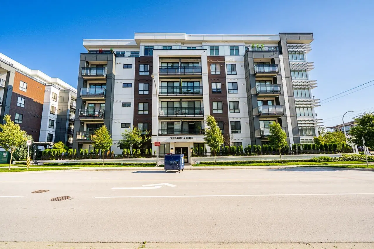 Photo 1 of 28 at A114 – 20838 78b Avenue