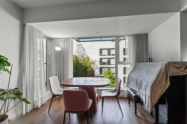 Photo 3 of 11 at #603 – 1571 W 57th Avenue
