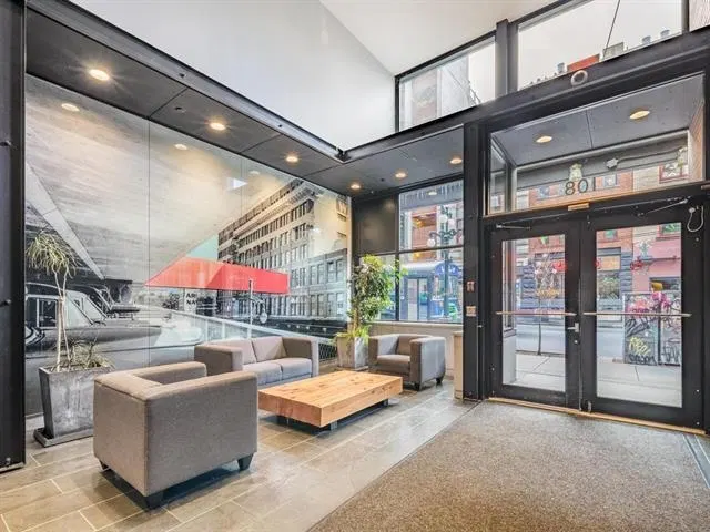Photo 2 of 15 at #1506 – 108 W Cordova Street