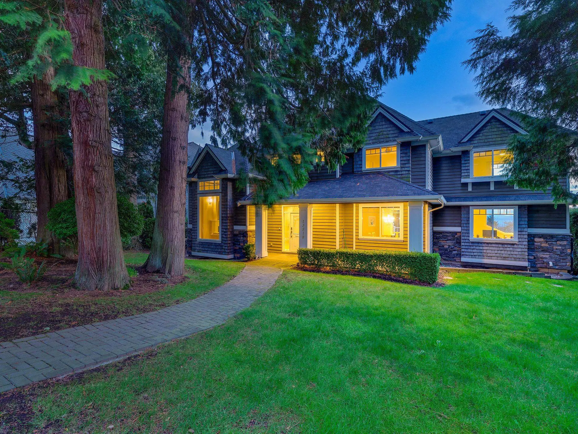 Photo 1 of 40 at 13518 Marine Drive