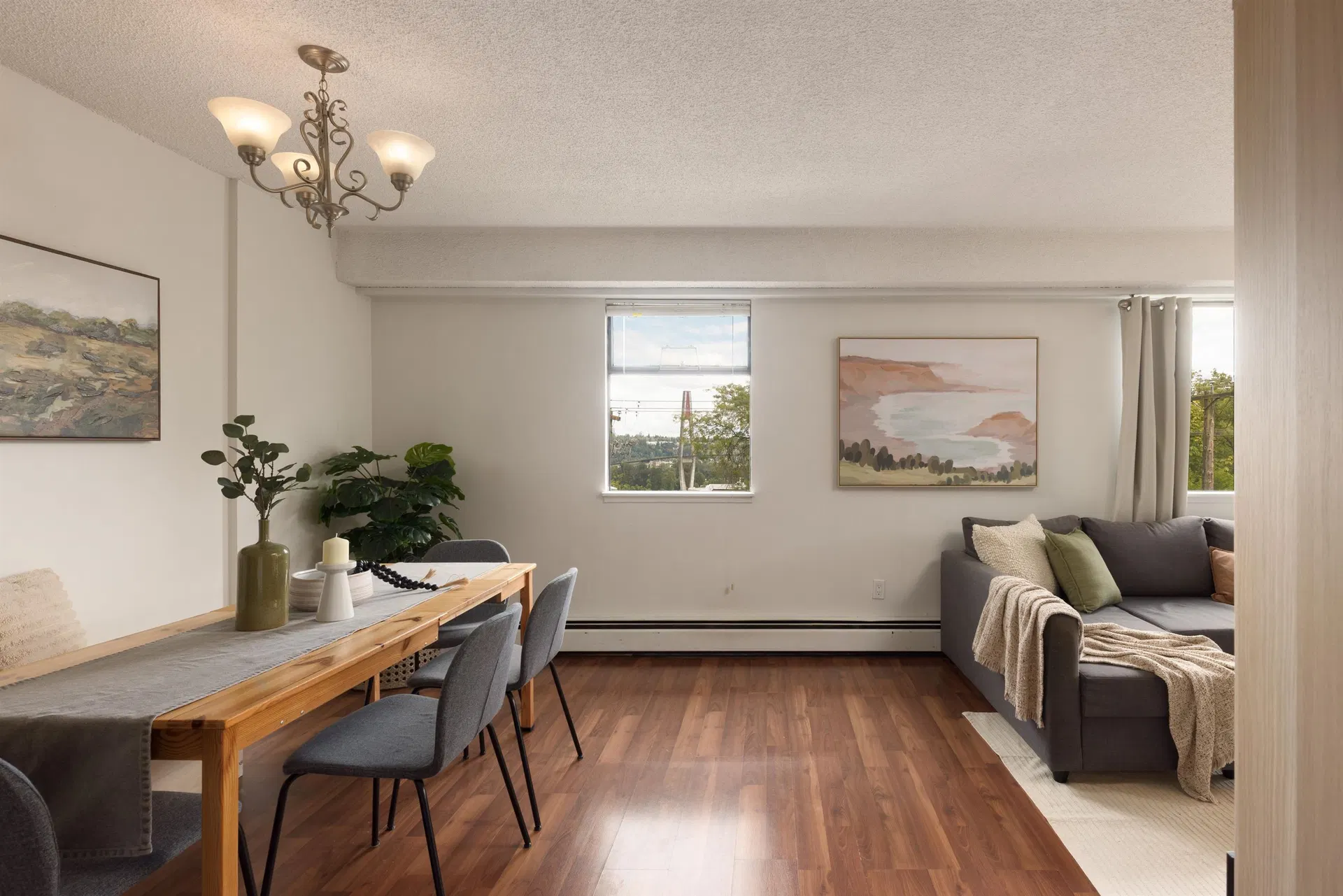 Photo 4 of 28 at #404 – 47 Agnes Street