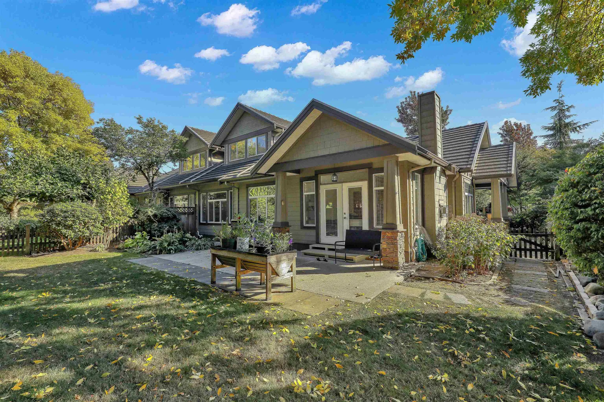 Photo 4 of 38 at #25 – 5688 152 Street
