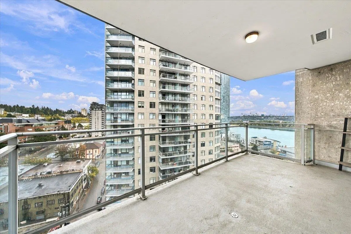 Photo 3 of 29 at #2106 – 892 Carnarvon Street