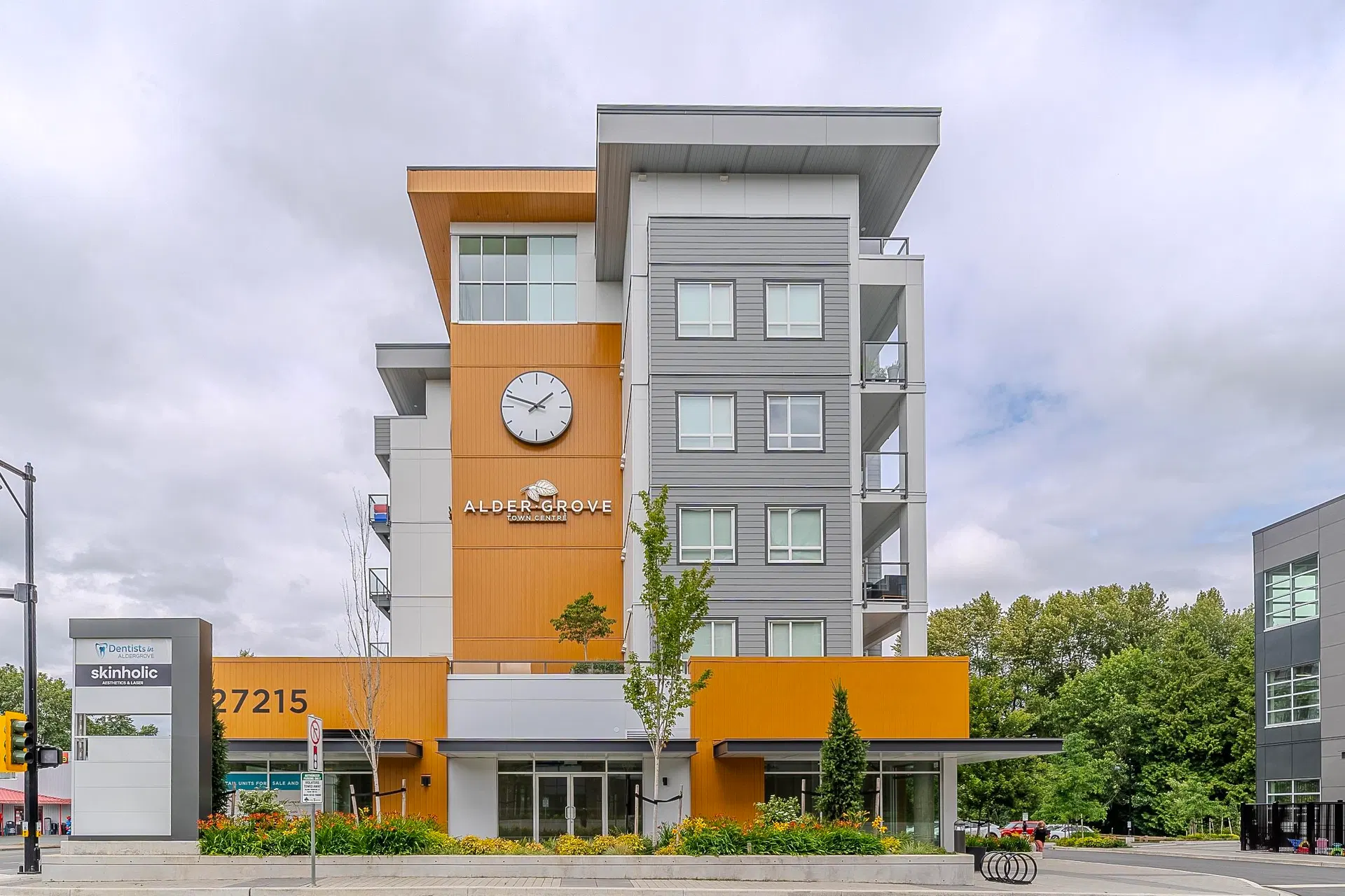 Photo 1 of 35 at #607 – 27215 Aldergrove Town Centre Drive
