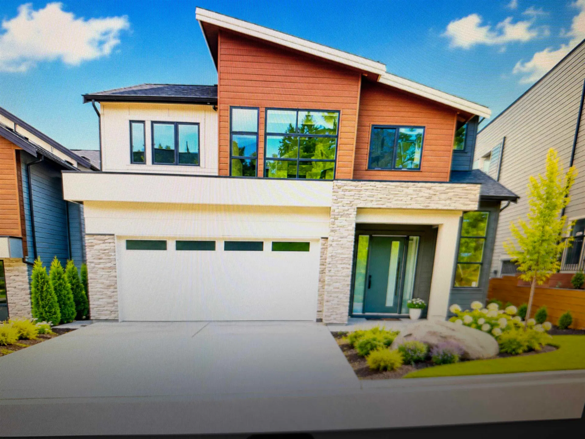 #23 – 5248 Goldspring Place