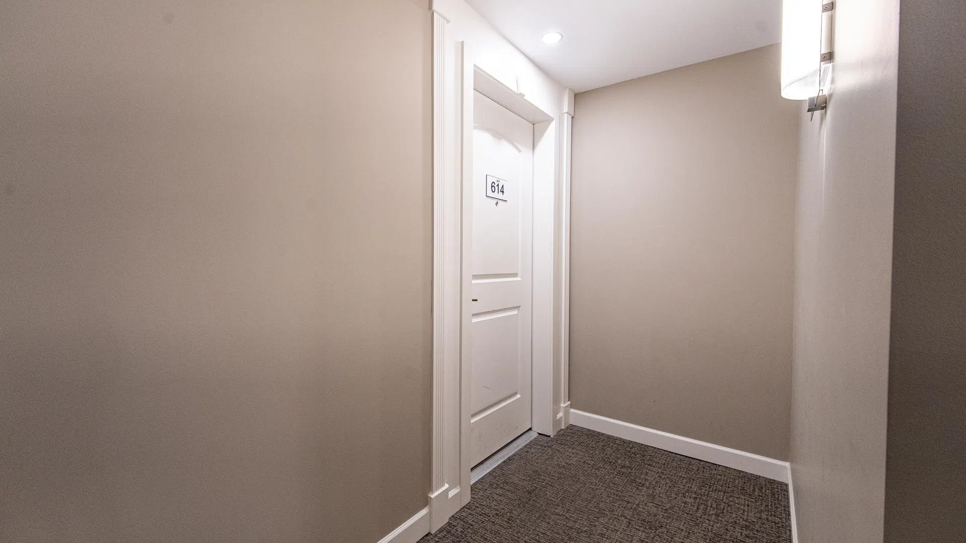 Photo 4 of 34 at #614 – 8526 202b Street