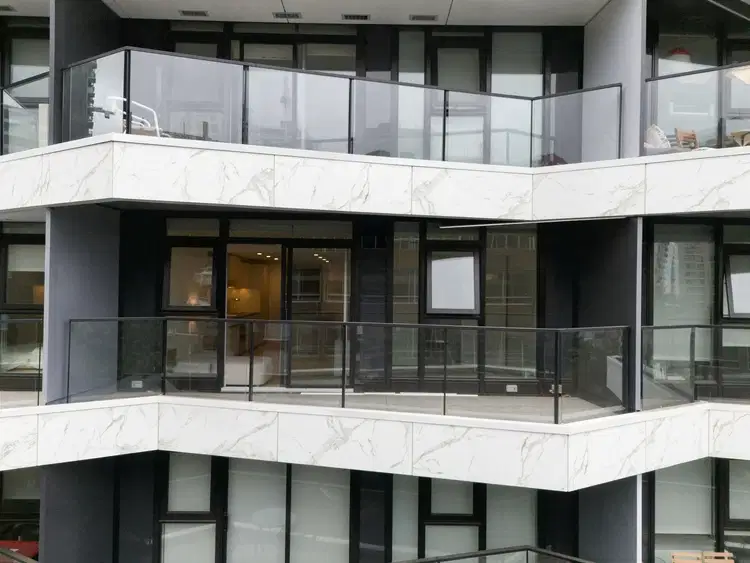 #605 – 889 Pacific Street