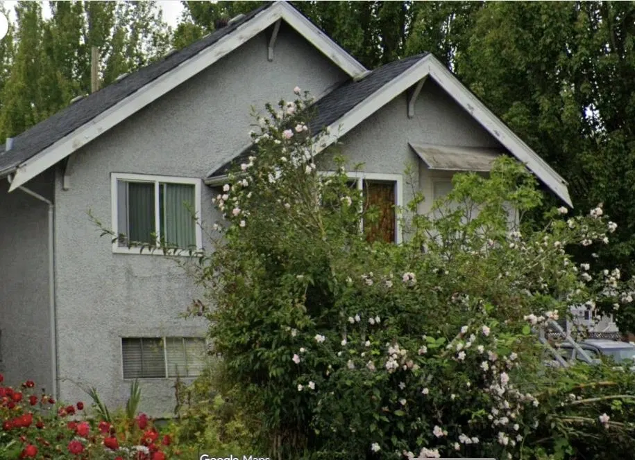 Photo 1 of 5 at 4105 Knight Street