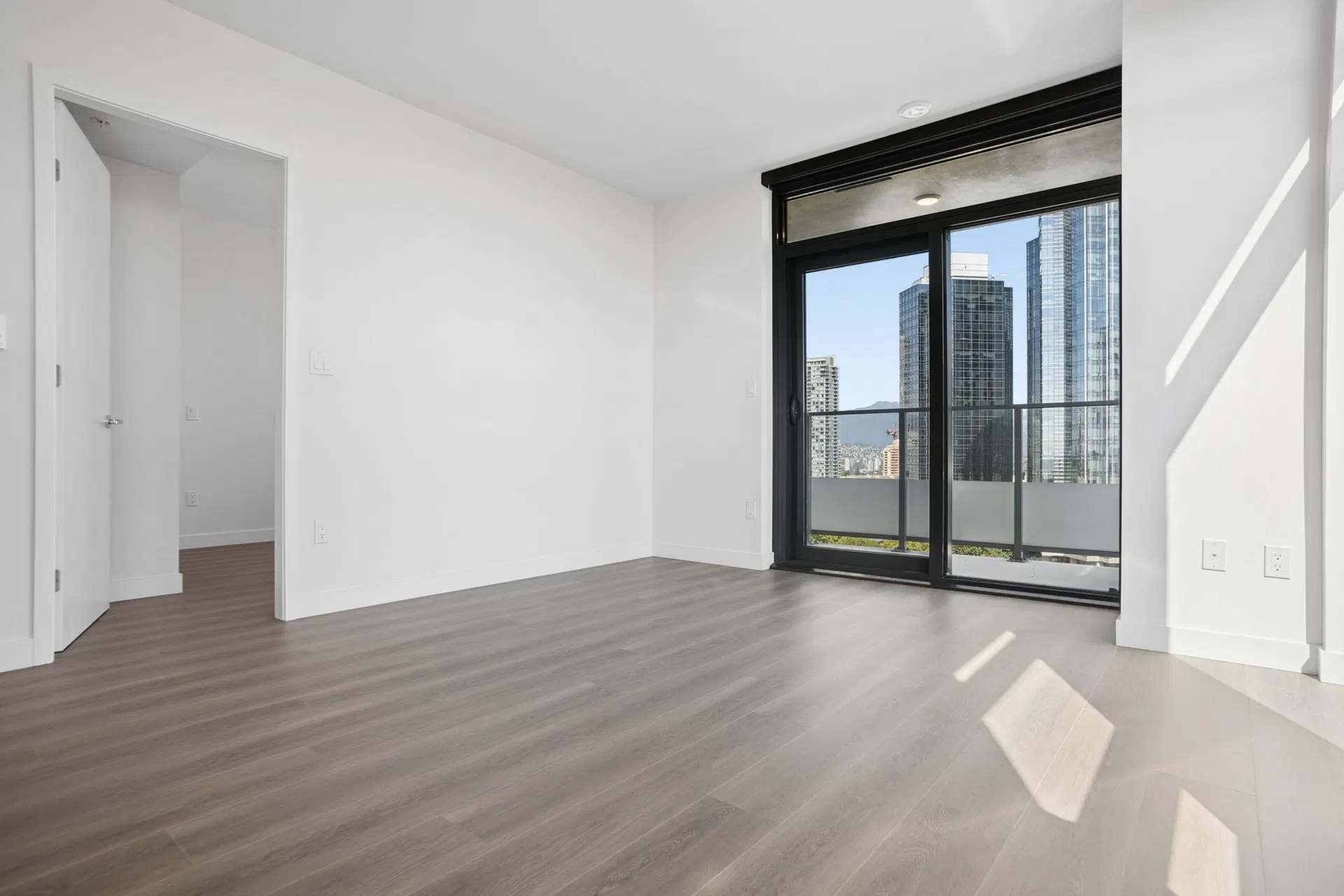 Photo 1 of 9 at #1408 – 6608 Sussex Avenue
