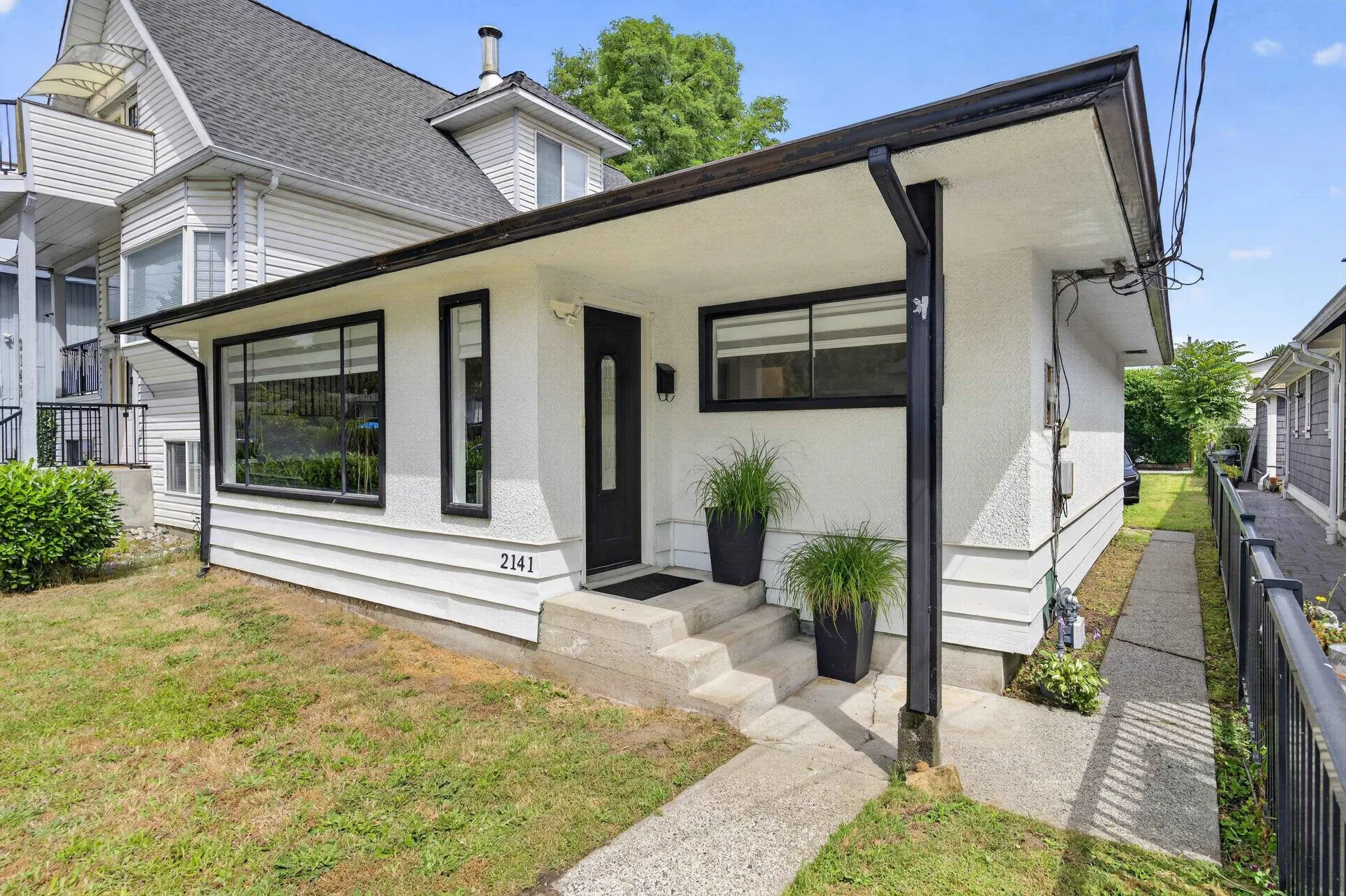 Photo 1 of 21 at 2141 Fraser Avenue