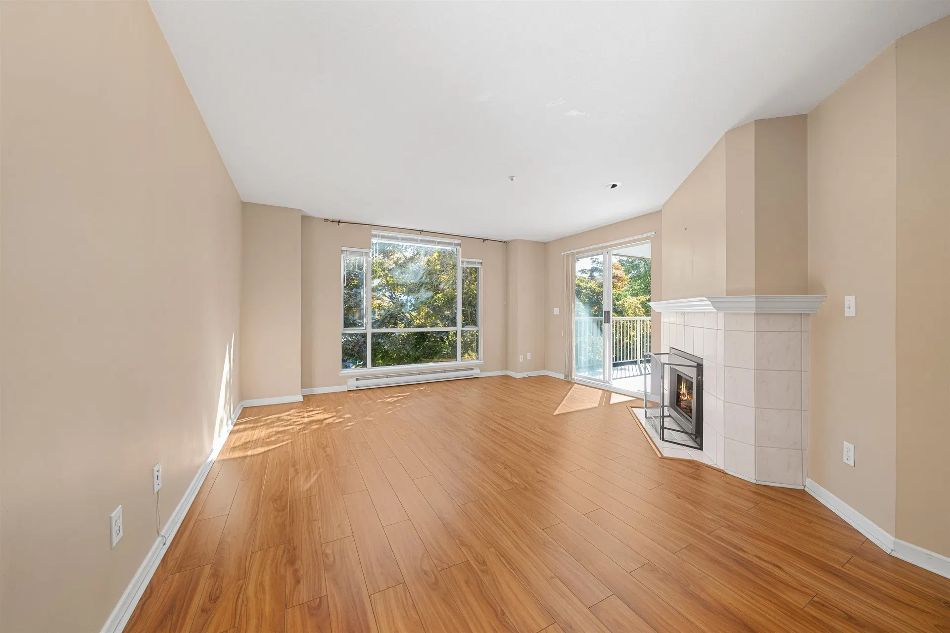Photo 5 of 40 at #213 – 19122 122nd Avenue