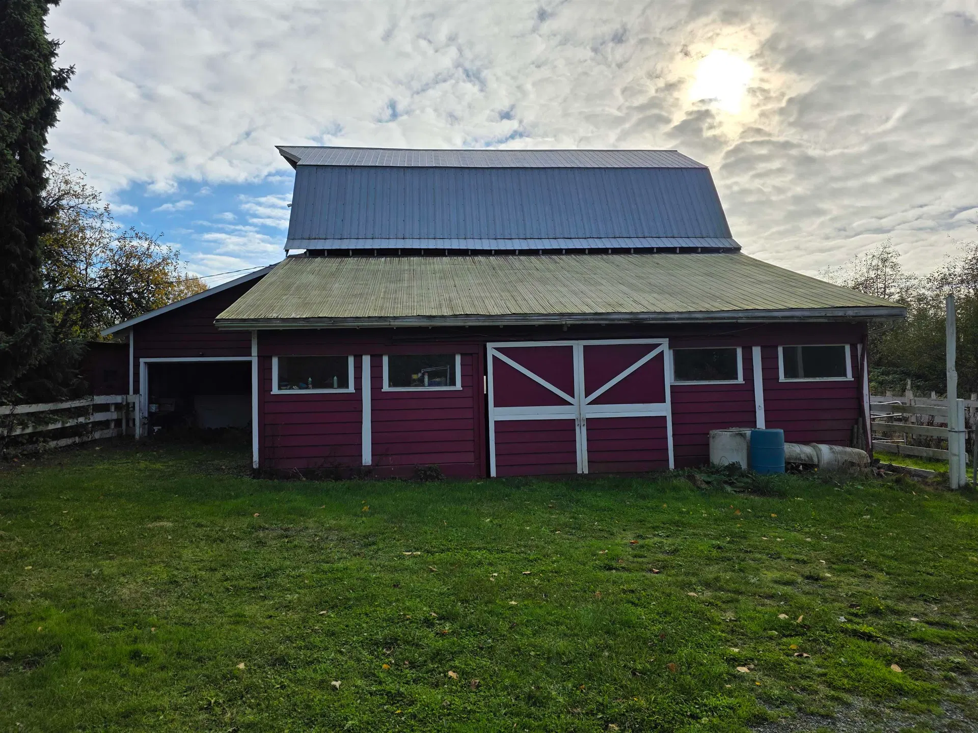 Photo 4 of 25 at 21068 16th Avenue