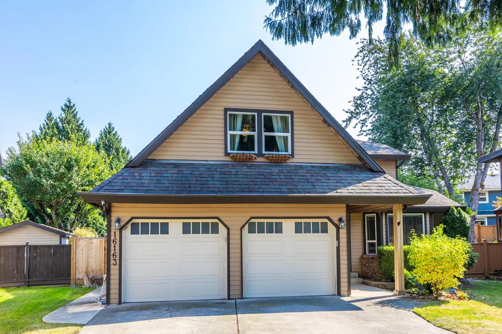 Photo 4 of 40 at 16163 Brookside Grove