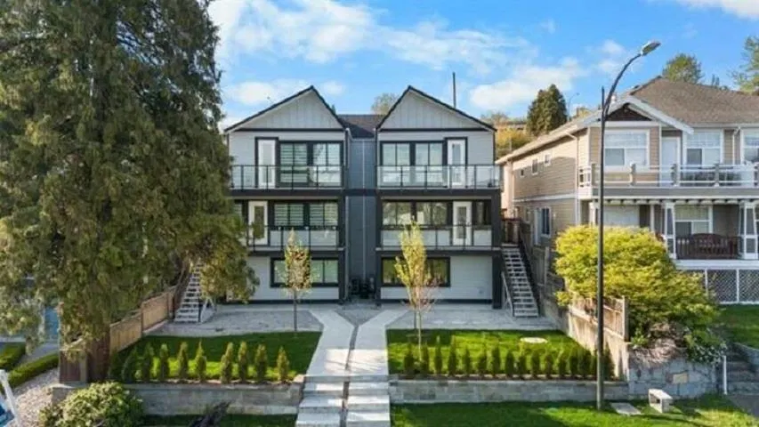 Photo 2 of 19 at #1 – 1923 River Drive