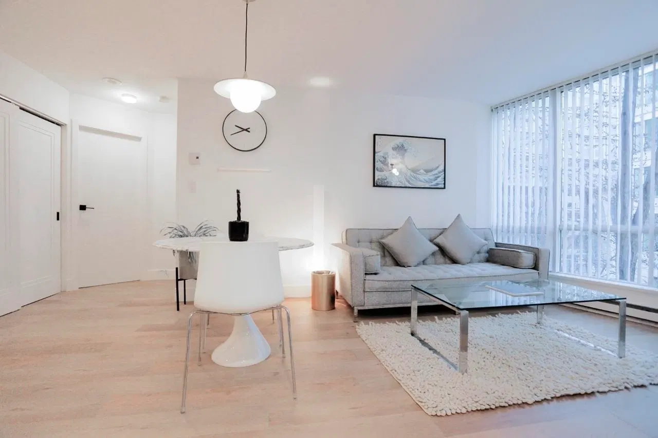 Photo 5 of 14 at #608 – 1166 Melville Street