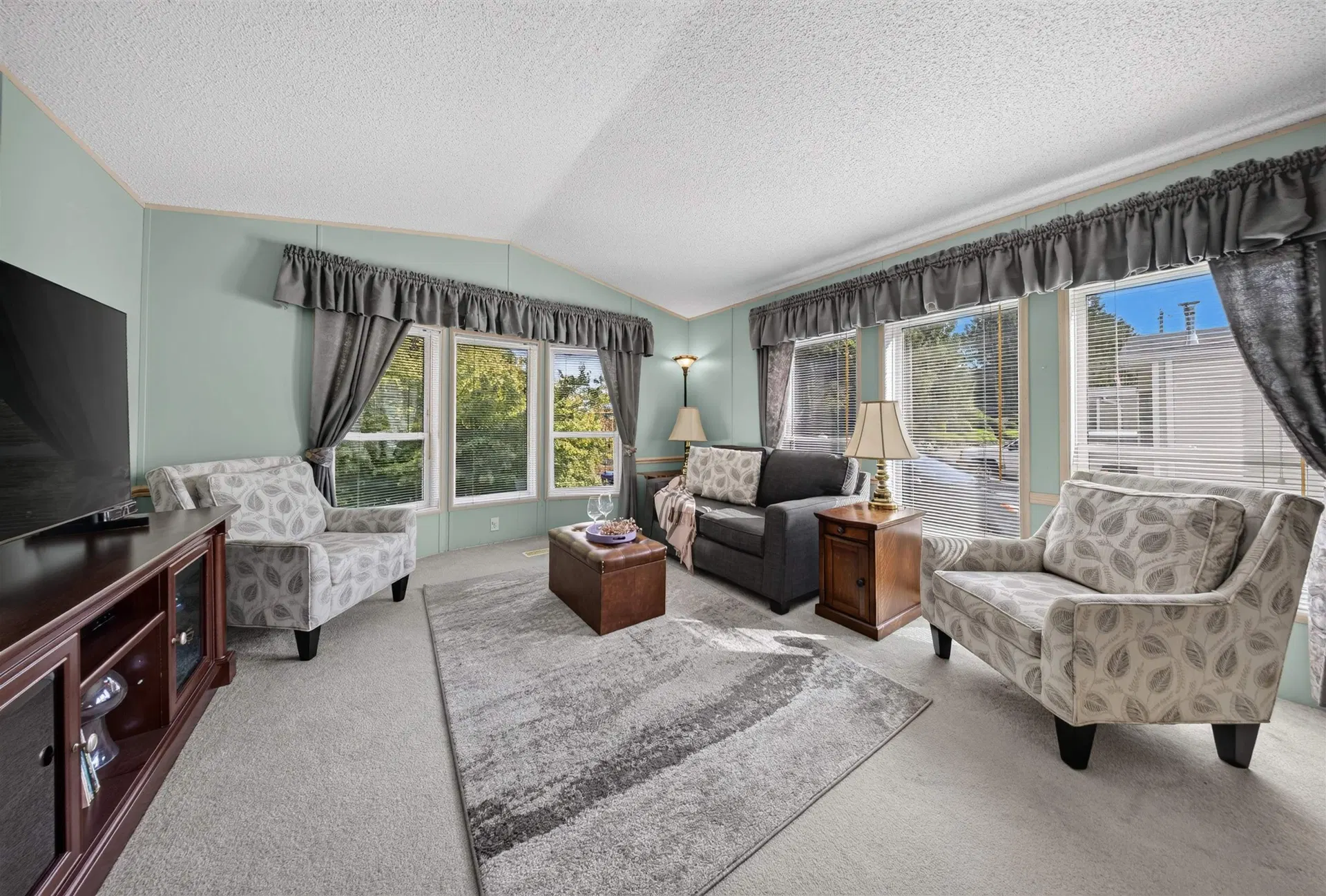 Photo 4 of 39 at #15 – 44565 Monte Vista Drive