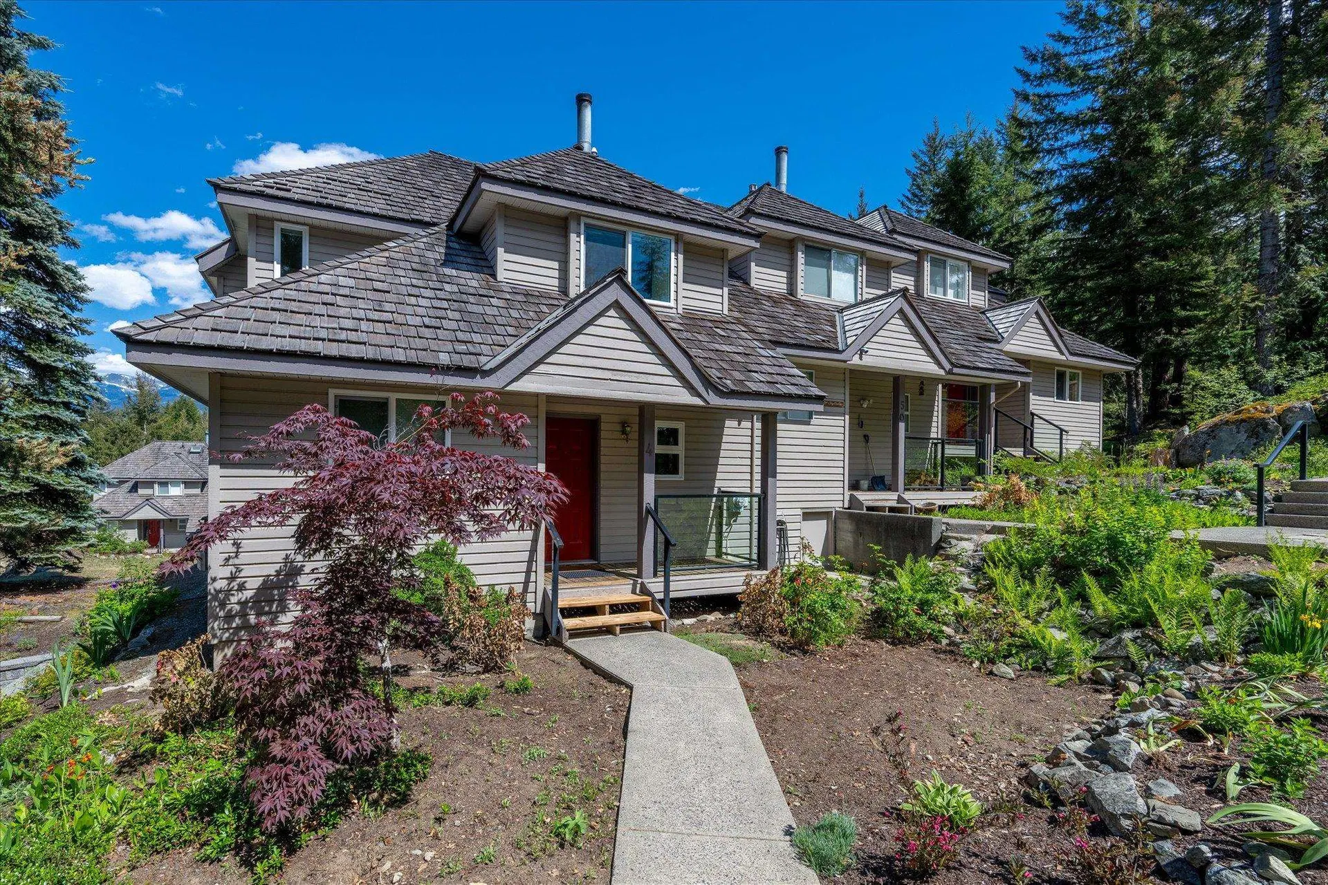 #4 – 2100 Eva Lake Road