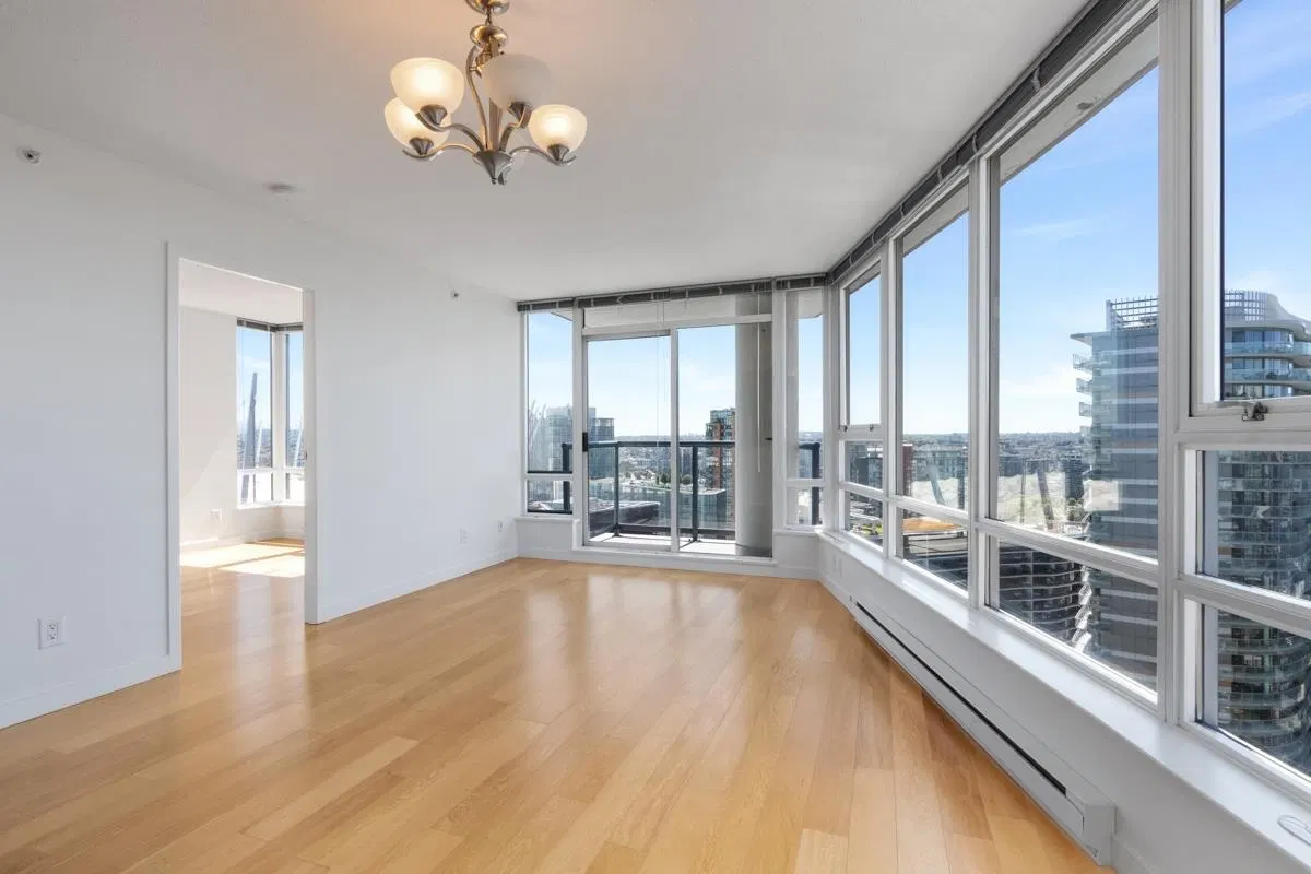 Photo 1 of 26 at #3102 – 928 Beatty Street