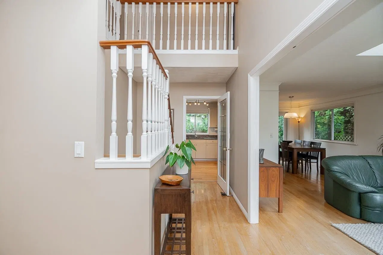 Photo 5 of 40 at 954 160b Street