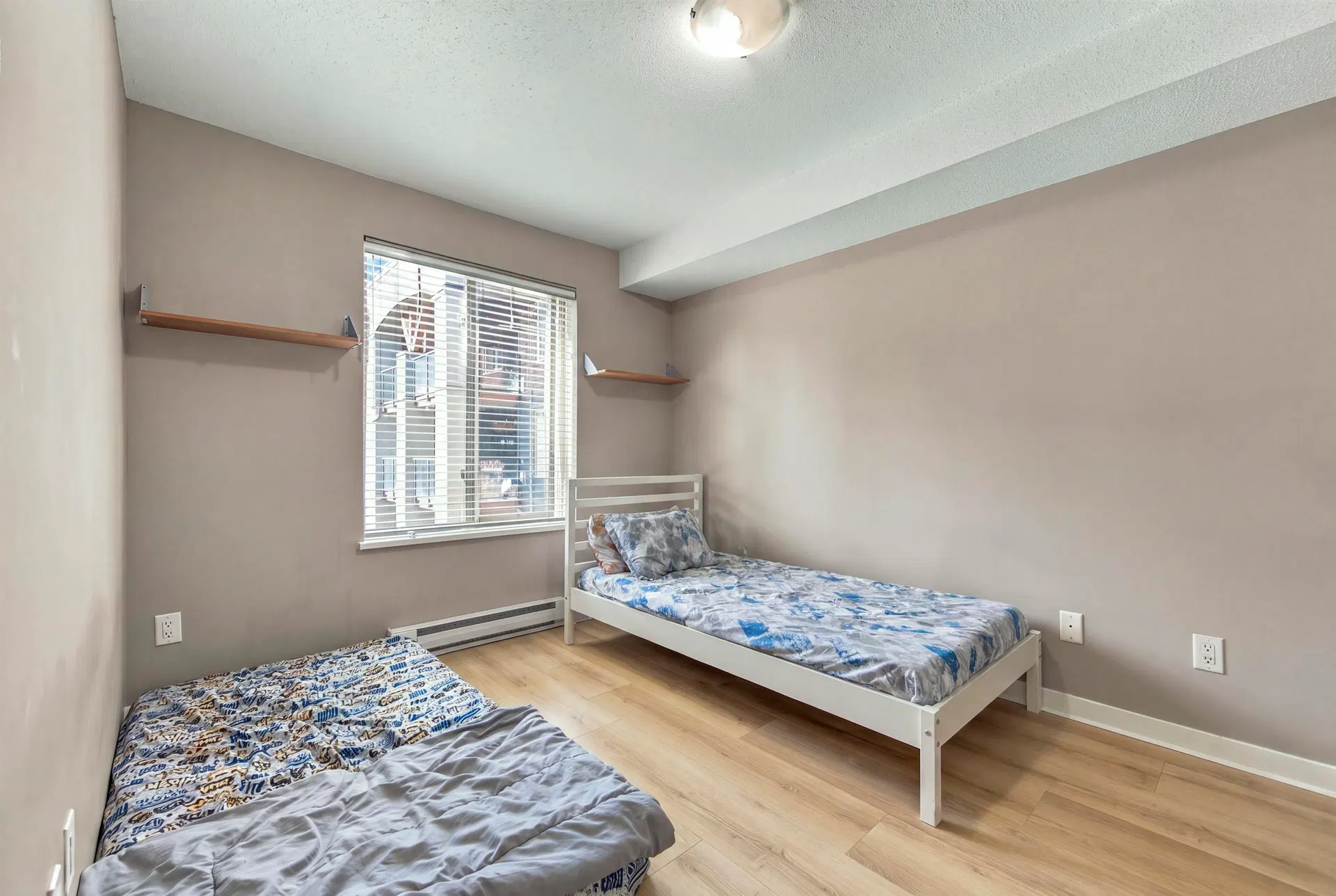 Photo 5 of 12 at #3318 – 240 Sherbrooke Street