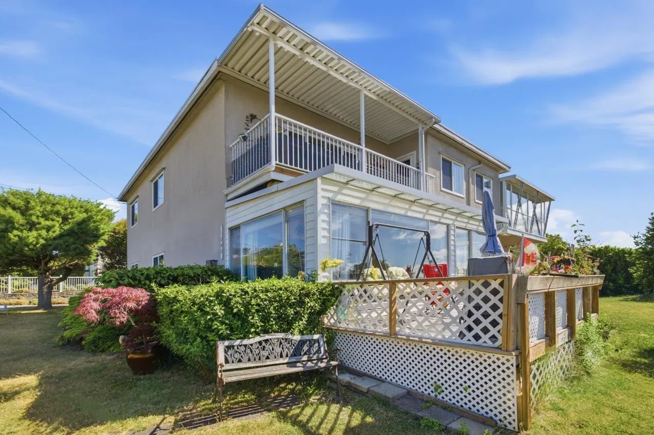 #1 – 1040 Parker Street
