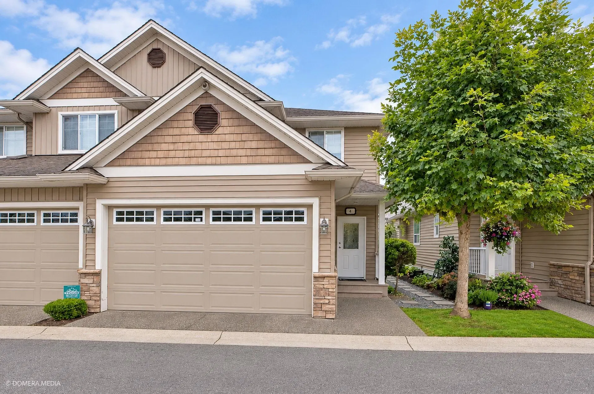 Photo 1 of 27 at #4 – 32849 Egglestone Avenue