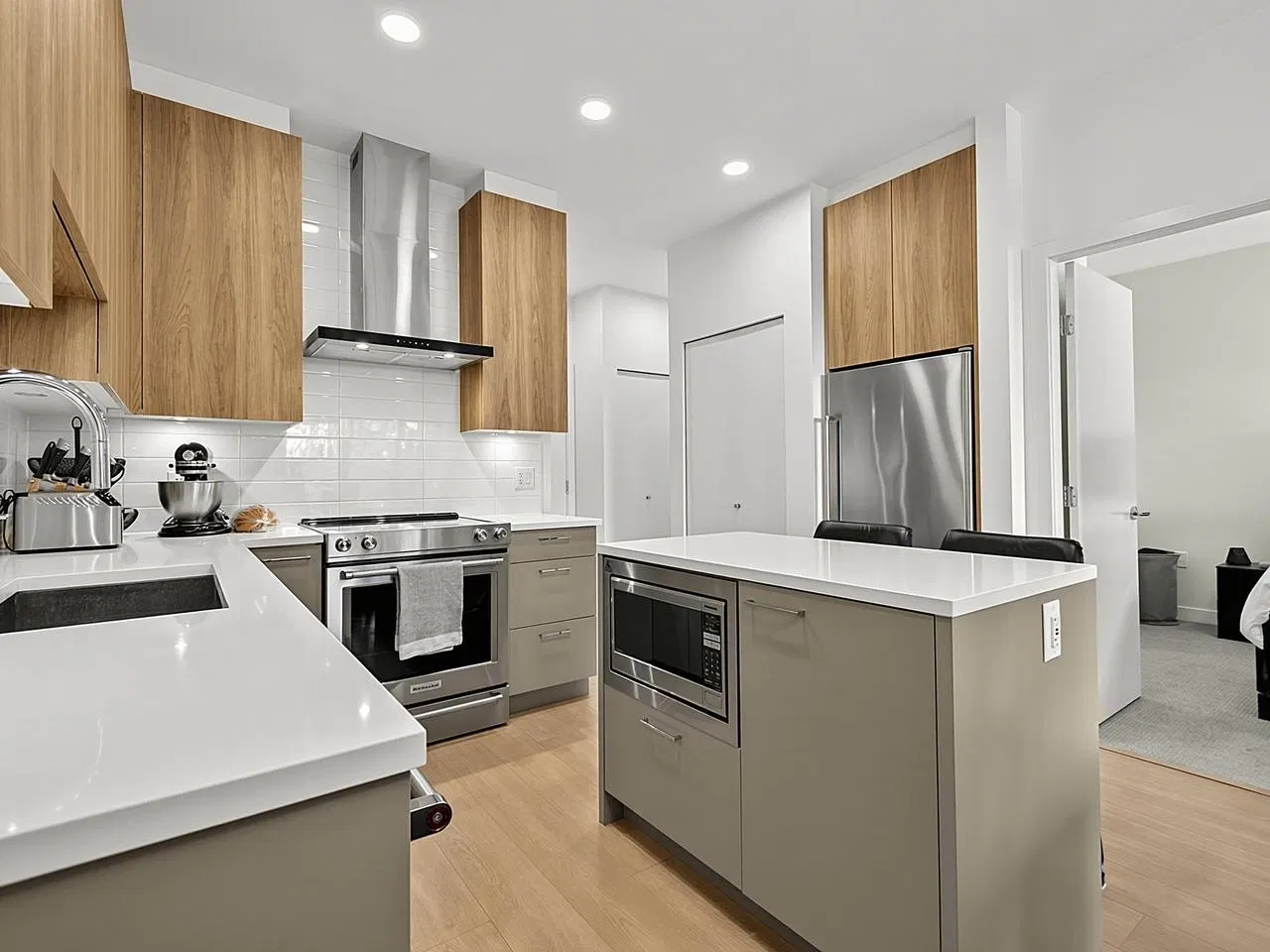Photo 1 of 19 at #511 – 7599 15 Street