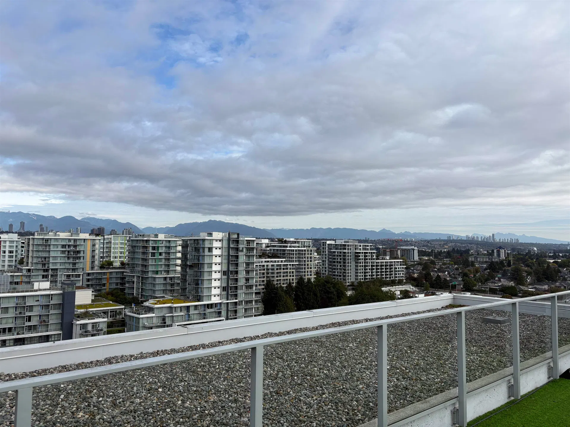 Photo 4 of 5 at #1802 – 3333 Brown Road